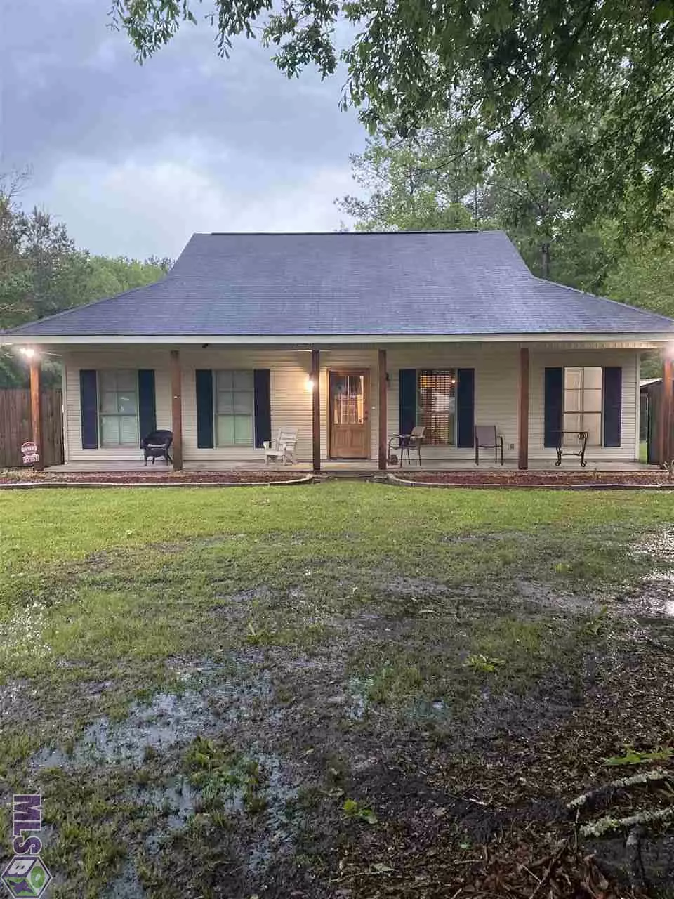 Walker, LA 70785,32153 WEISS RD