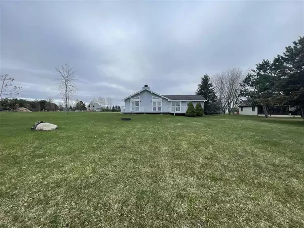 Gladwin, MI 48624,1684 BERKSHIRE DR