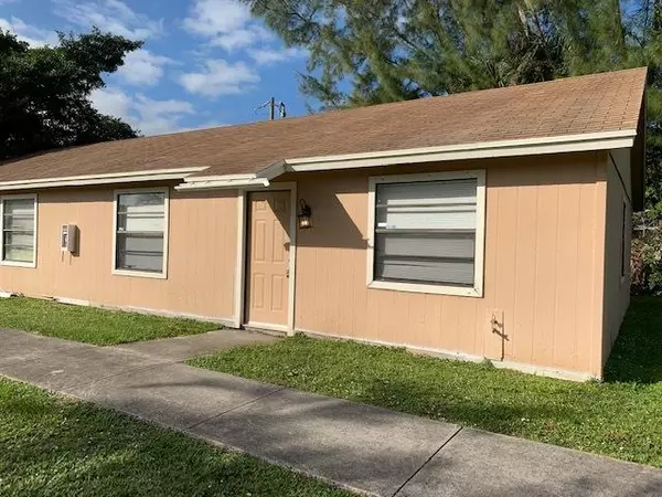 3762 N 92nd LN, West Palm Beach, FL 33403