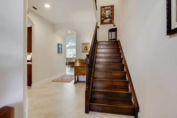 Wellington, FL 33414,120 Sword Fern PL