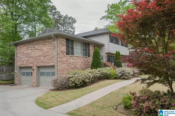 Vestavia Hills, AL 35216,3239 TYROL LANE