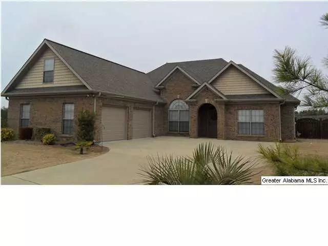 536 WATERFORD COVE CIR, Calera, AL 35040