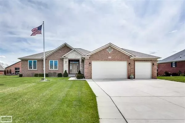 1207 S RIVER POINTE LN, St. Clair Twp, MI 48079