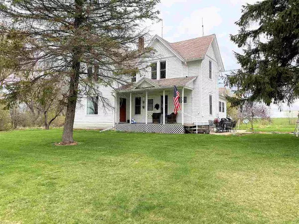 W1046 Town Line Rd, Ripon, WI 54971