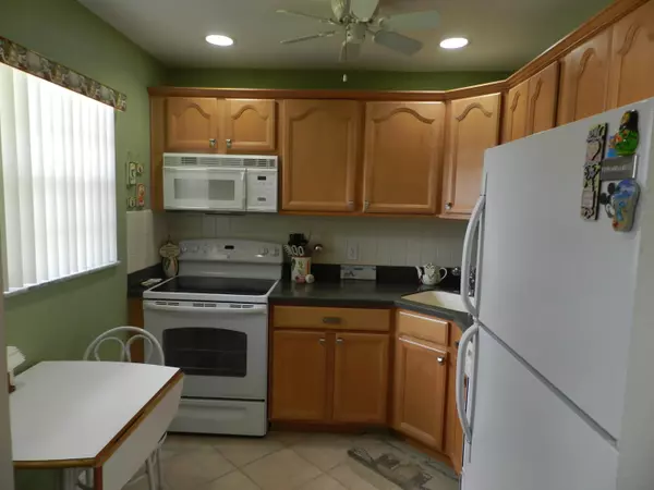 12013 Greenway Village South 107, Royal Palm Beach, FL 33411