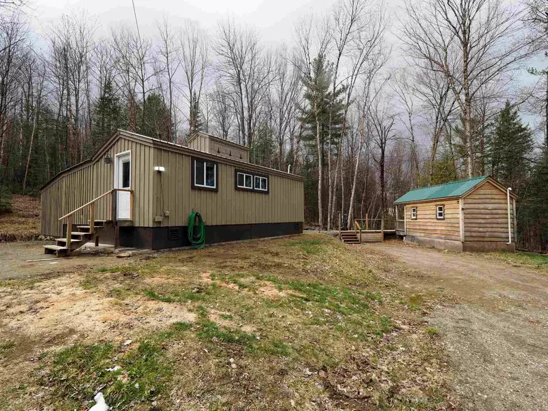 444 Peak RD, Wheelock, VT 05851