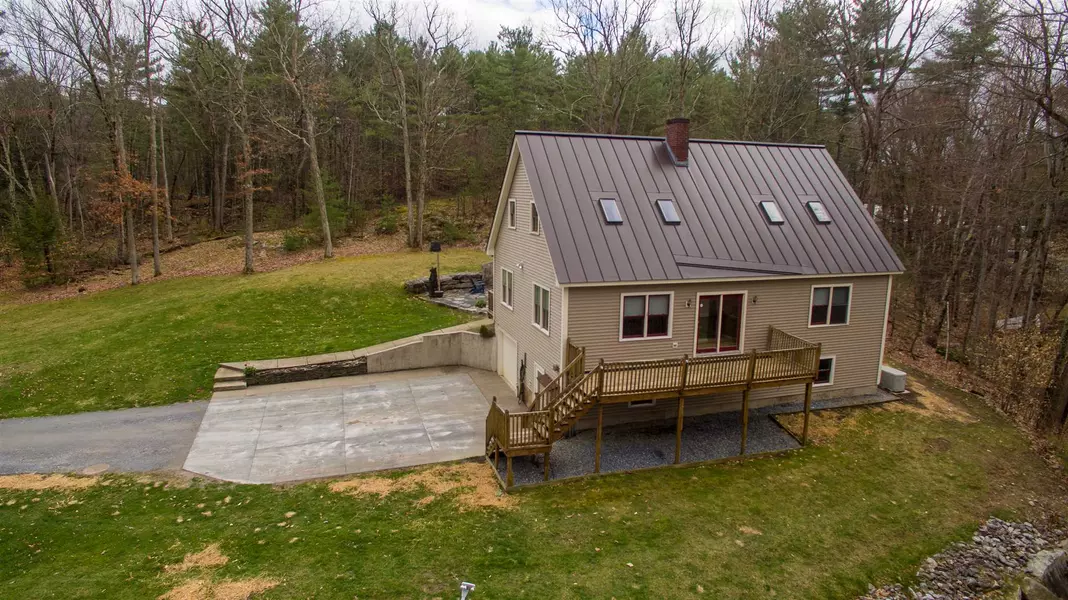 210 Wildlife RD, Salisbury, VT 05769