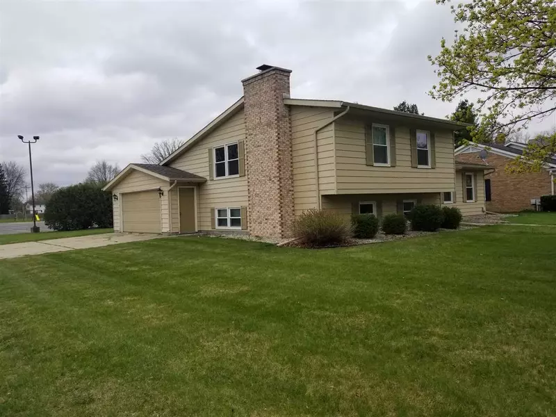 808 Thompson, Essexville, MI 48732