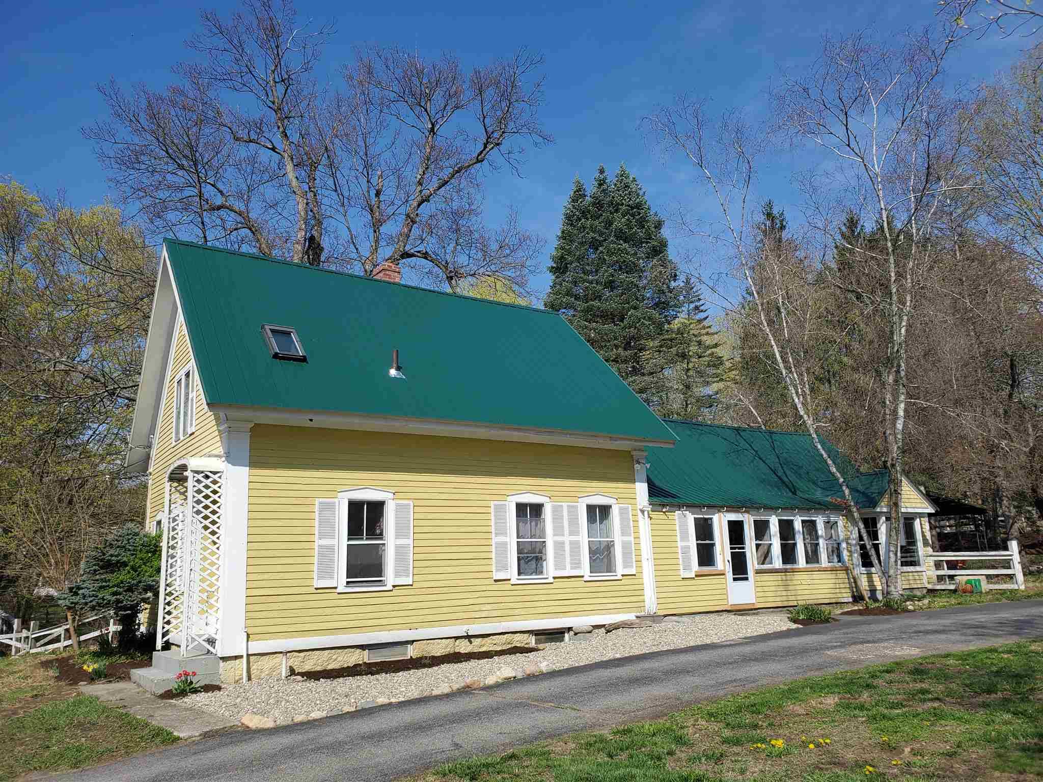 21 Rubeor DR, Hinsdale, NH 03451