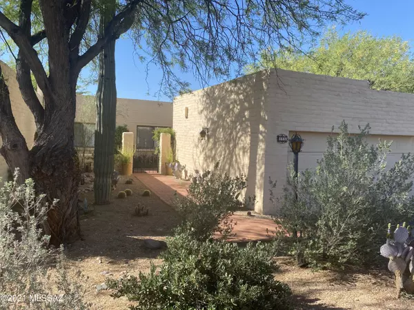 5660 E Paseo Del Cenador, Tucson, AZ 85750