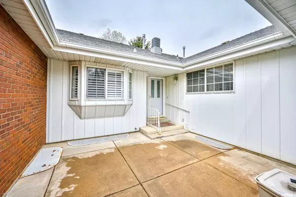 Washington Terrace, UT 84405,5459 S 200 E