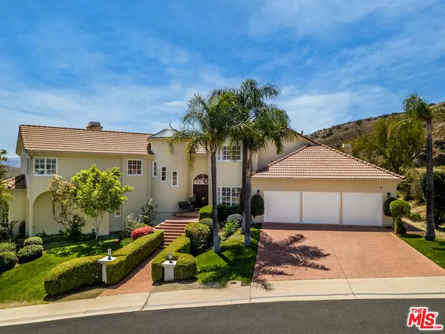 31 Silver Spur Ln, Bell Canyon, CA 91307