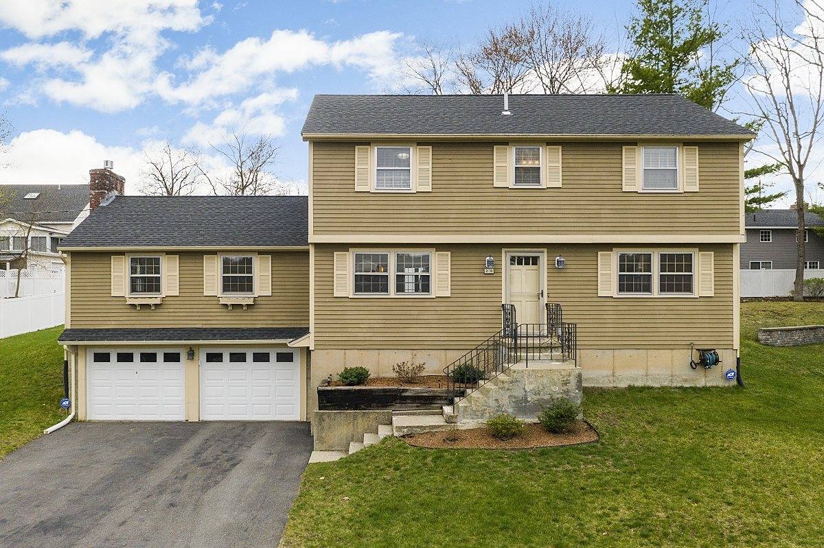 24 Danbury RD, Nashua, NH 03064