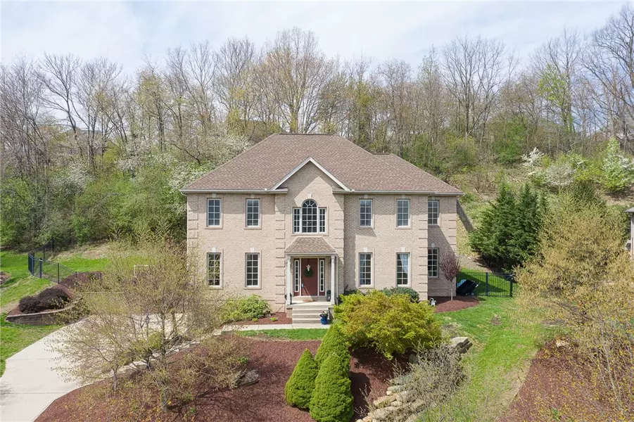 315 Springfield Drive, Cranberry Township, PA 16066