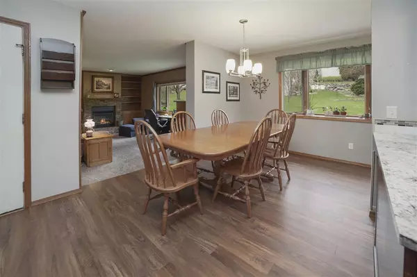 Sun Prairie, WI 53590,876 Arrowhead Cir