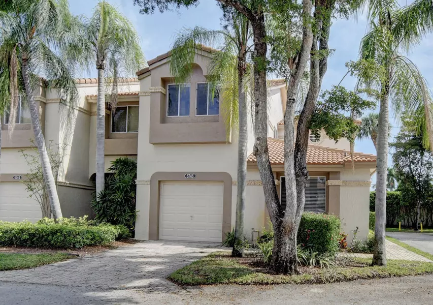 6746 Via Regina, Boca Raton, FL 33433