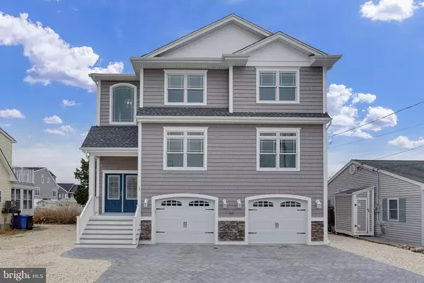 20 RALPH LN, Manahawkin, NJ 08050