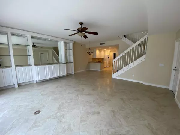 Palm Beach Gardens, FL 33410,465 Capistrano DR