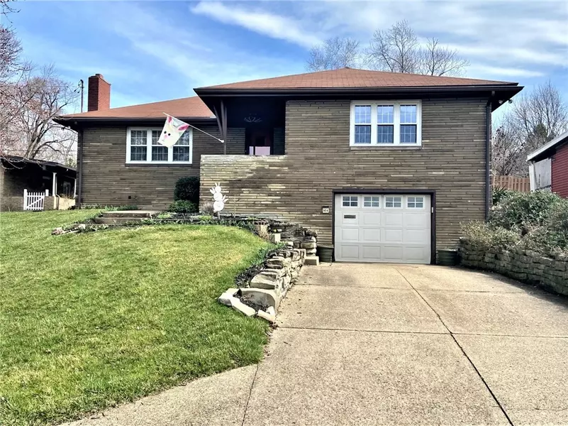 904 Lynda Ln, North Versailles, PA 15137