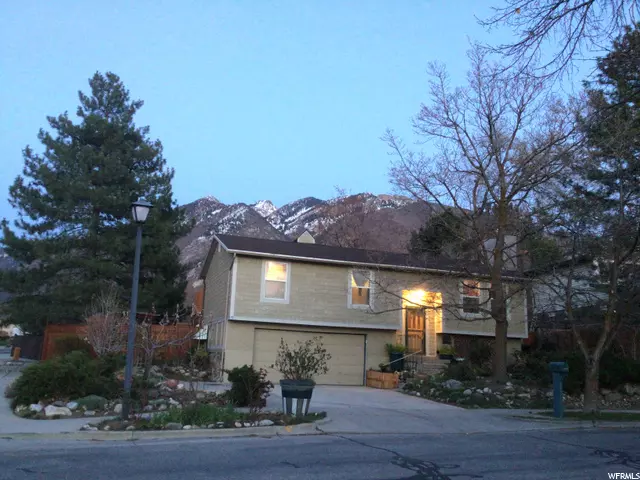 Cottonwood Heights, UT 84121,7271 S HICKORY HILL