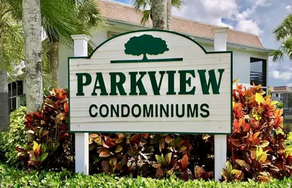 Stuart, FL 34994,1210 SE Parkview PL E8