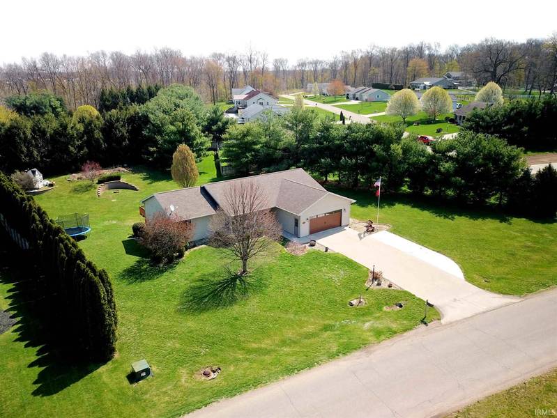 1105 N Taylor Drive, Shipshewana, IN 46565