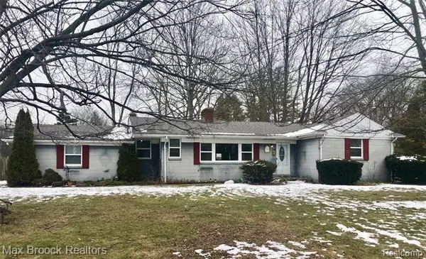 45548 GRANT PARK, Utica, MI 48317