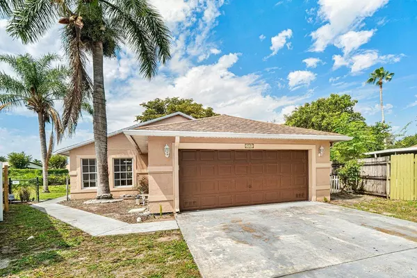 Boynton Beach, FL 33437,5701 Boynton Bay CIR