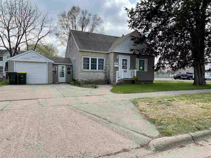 520 E Wisconsin St, Prairie Du Chien, WI 53821