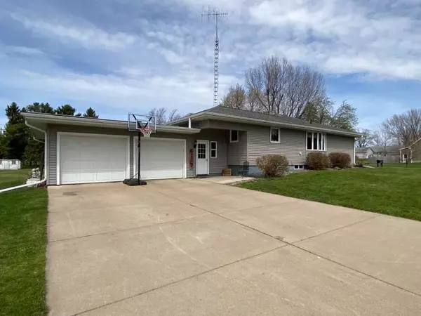 201 3RD STREET NORTH, Colby, WI 54421