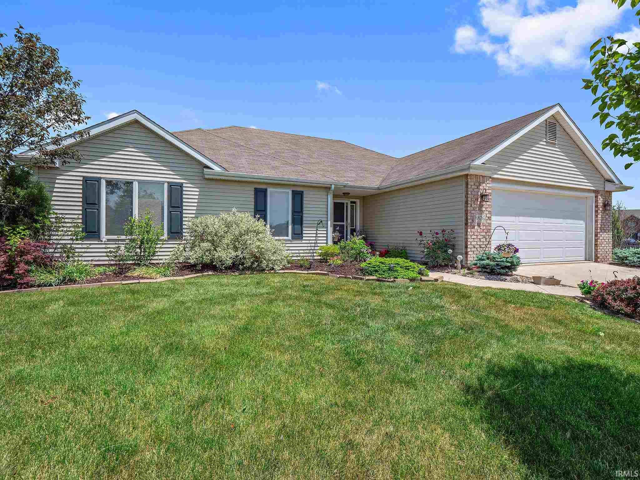 8826 Deercrossing Street, Fort Wayne, IN 46818-8404