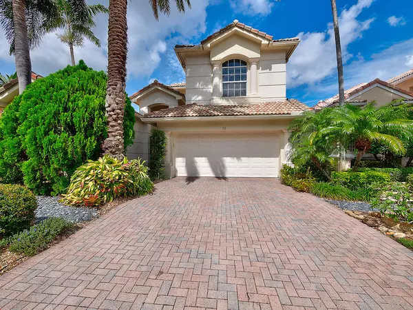 North Palm Beach, FL 33410,715 Lyford Cay DR