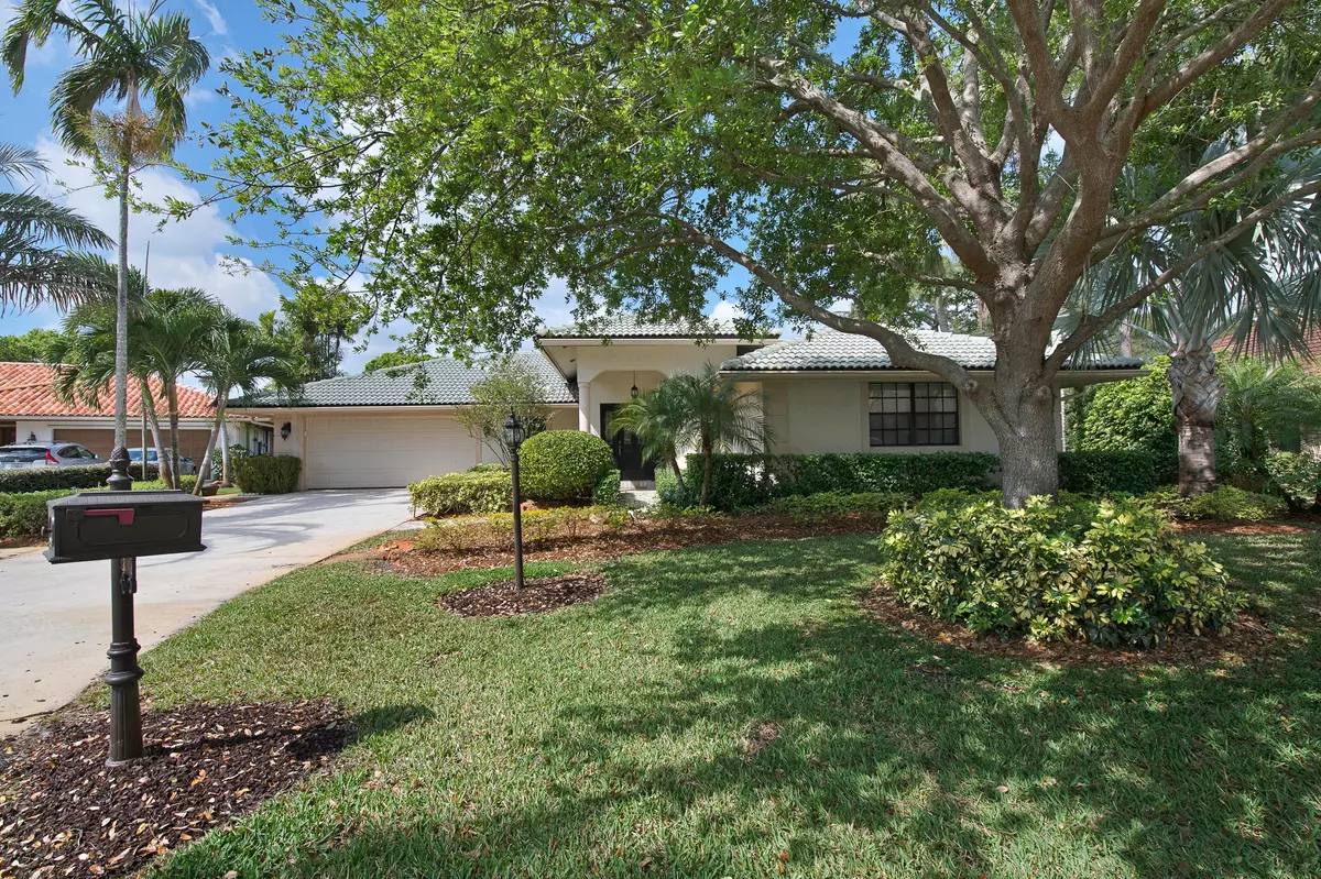 Palm Beach Gardens, FL 33418,2245 S Quail RDG