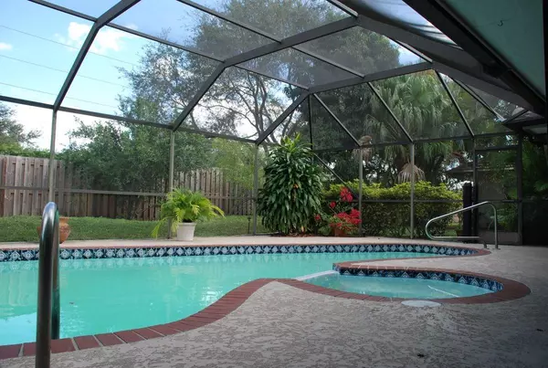 Palm Beach Gardens, FL 33418,2246 S Quail RDG