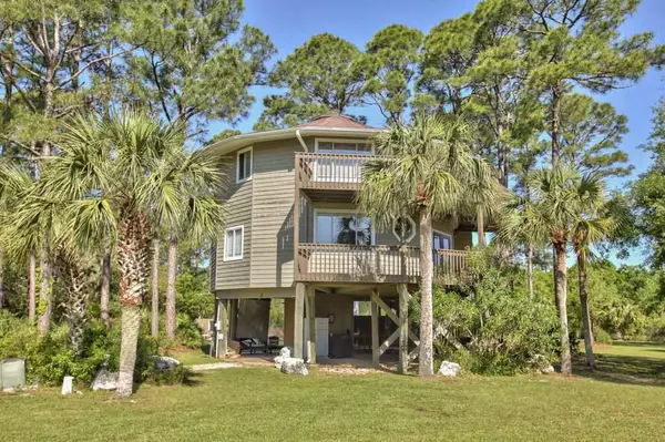 6 Heron Drive, Panacea, FL 32346