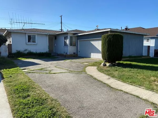 Downey, CA 90242,13237 Faust Ave