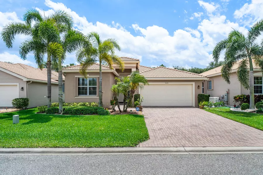 9678 Sail Palm CT, Boynton Beach, FL 33473