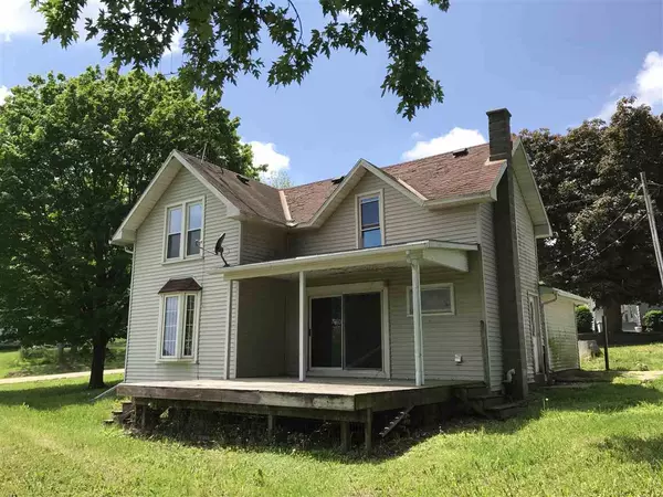 W5866 County Road P, Monroe, WI 53566