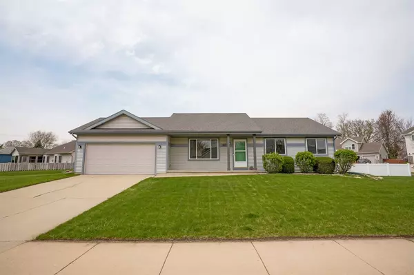 182 Weybridge Dr, Sun Prairie, WI 53590