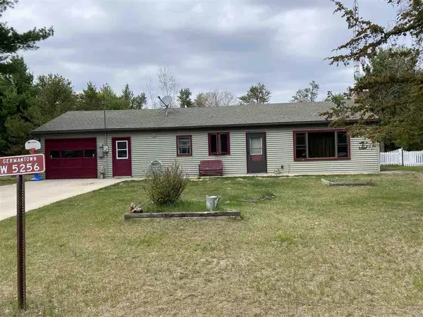 W5256 Wiley Ln, New Lisbon, WI 53950