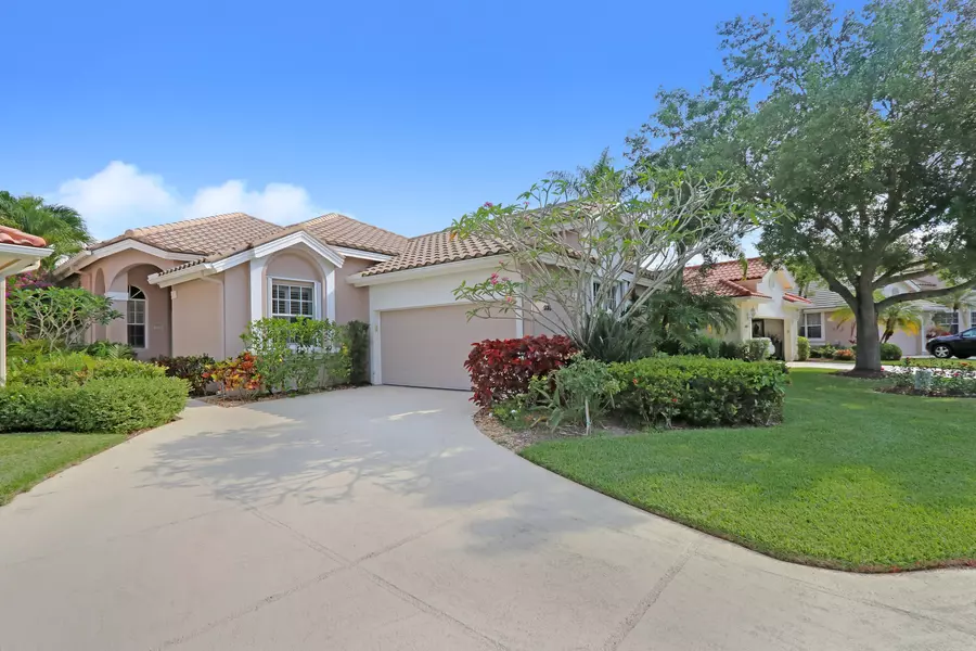 335 Eagleton Golf DR, Palm Beach Gardens, FL 33418