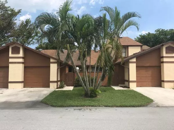 3808 Collinwood LN, West Palm Beach, FL 33406