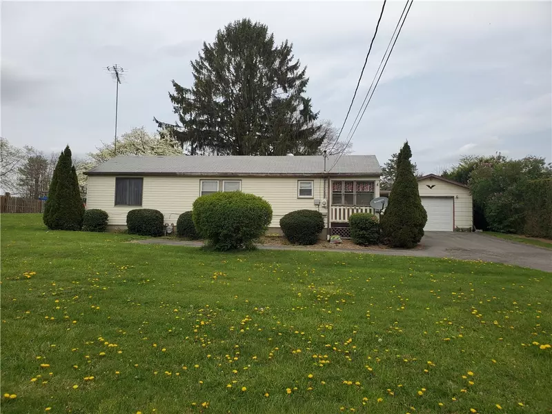 1069 Kittanning Pike, Chicora, PA 16025