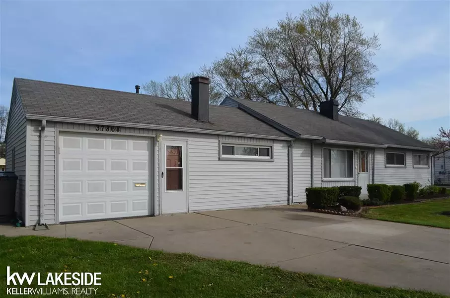 37864 S Groesbeck, Clinton Township, MI 48036