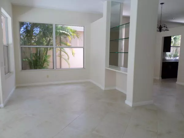 Jupiter, FL 33458,158 Hampton PL