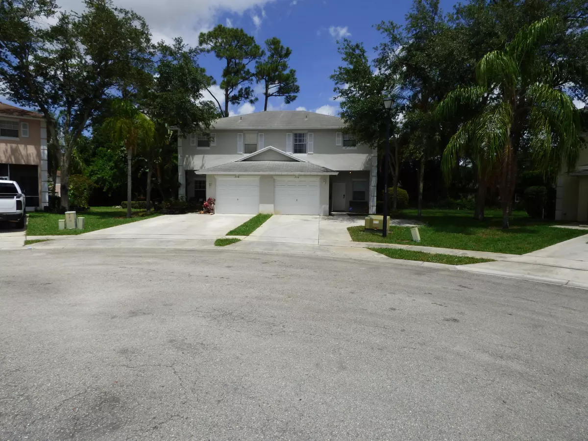 Greenacres, FL 33463,250 Leland LN