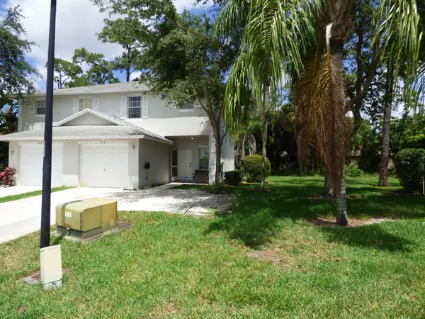 Greenacres, FL 33463,250 Leland LN