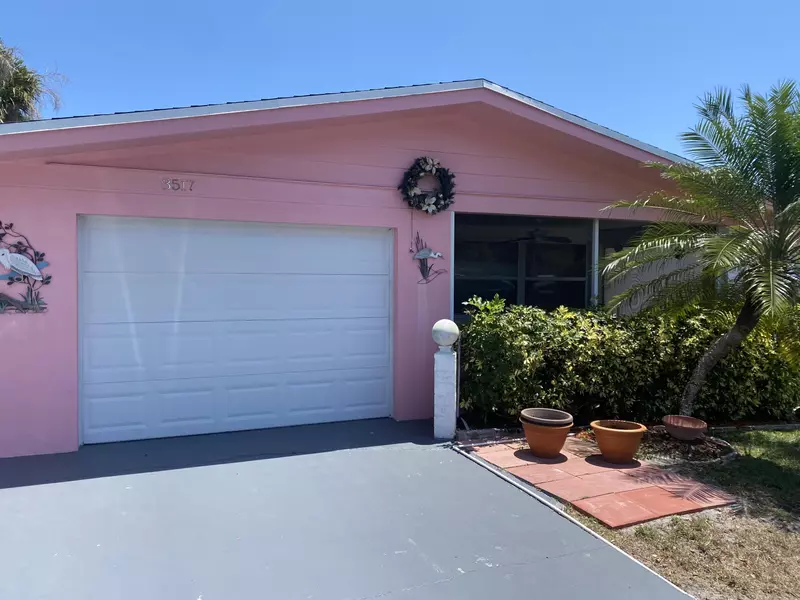 3517 NE Jeannette DR, Jensen Beach, FL 34957