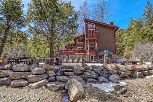 7700 River Road, Truckee, CA 96161-2152