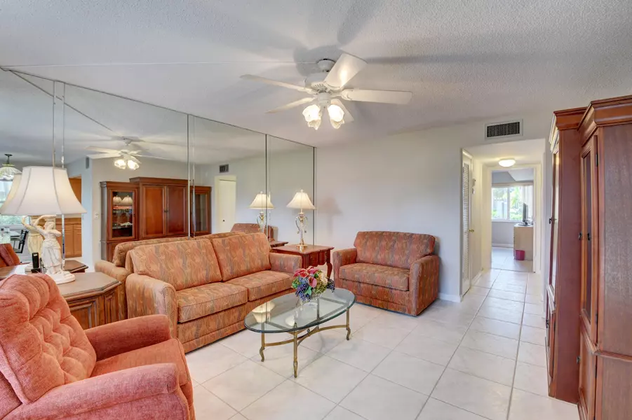 547 Piedmont L, Delray Beach, FL 33484